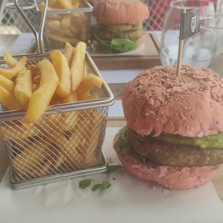 photo of Torreón Del Monje Hamburguesa veggie shared by @asclascl on  17 Feb 2022 - review