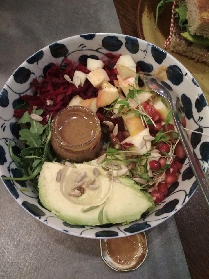 review photo of The Sister Brussels Café Buddha Bowl shared by @piomar on 15 Aug 2019 - review