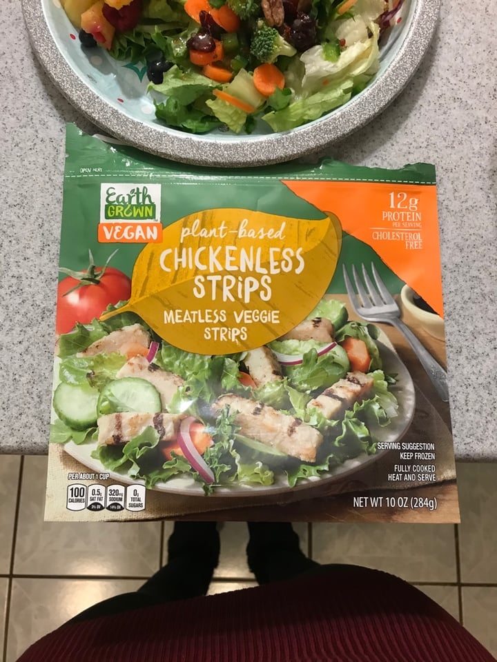 photo of Earth Grown Chickenless Strips shared by @mallory17 on  09 Jan 2020 - review