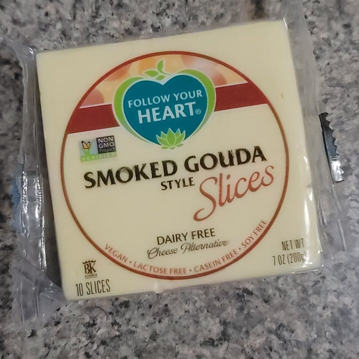 photo of Follow your Heart Smoked Gouda Style Slices shared by @tatiana88 on  24 Jun 2021 - review