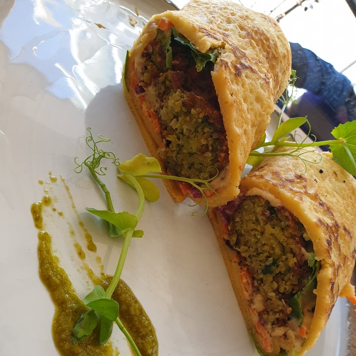 photo of Scheckter's RAW Gourmet Falafel Wrap shared by @jennsymatt on  01 Oct 2021 - review