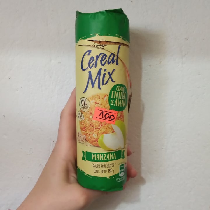 photo of Cereal mix Galletitas de Manzana shared by @agusmayer on  18 Oct 2021 - review