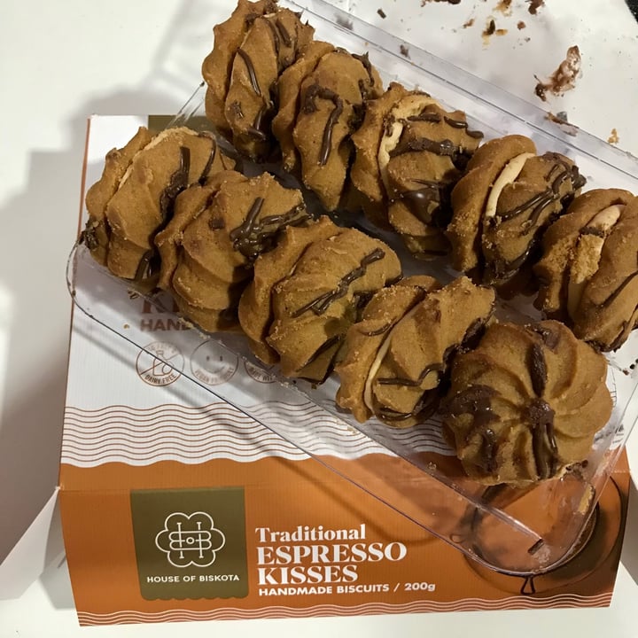review photo of House of Biskota Traditional espresso kisses shared by @shambuuu on 26 Nov 2020 - review