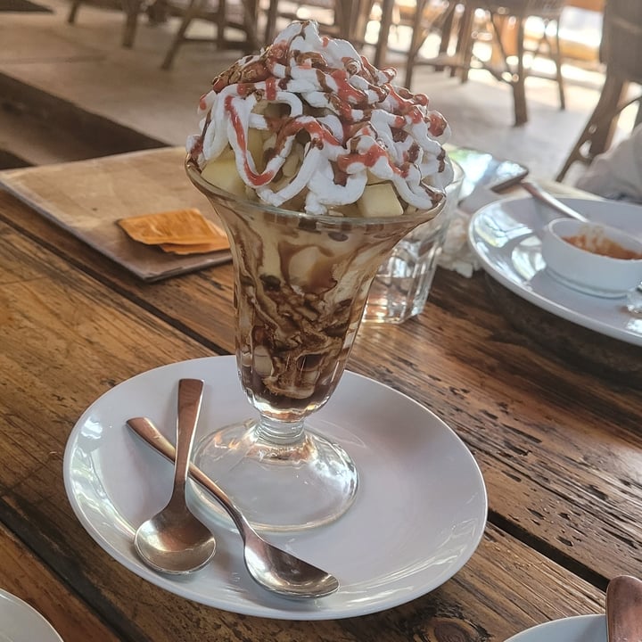 photo of Bean Me Up Restaurant Ice cream Sundae shared by @praveen64l on  20 Oct 2022 - review