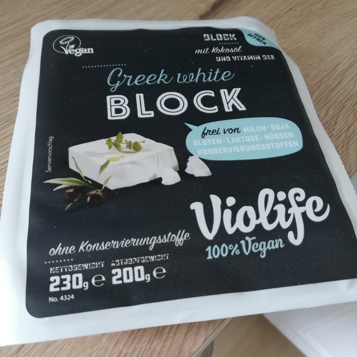 photo of Violife Bloque Queso Azul shared by @chillmops on  30 Apr 2020 - review