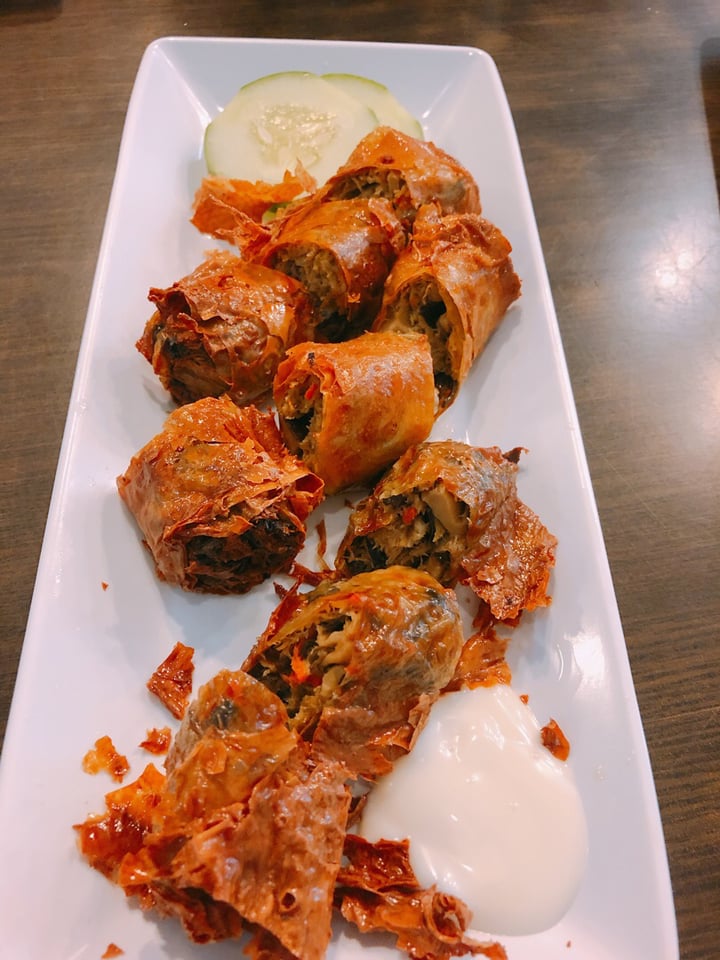 photo of North South East West Fusion Vegetarian Cuisine Mushroom Burdock Roll shared by @cat on  04 Aug 2019 - review