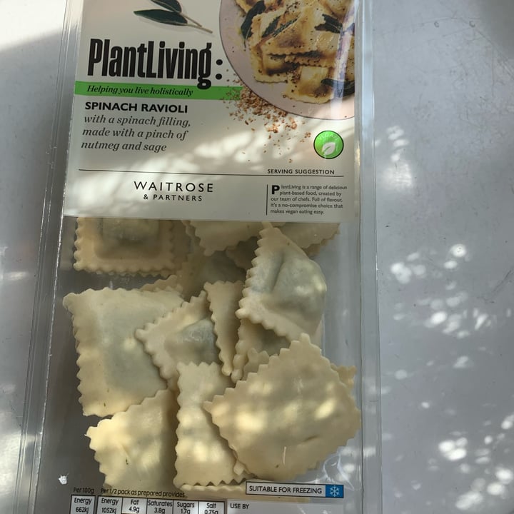 photo of Plantlife: Waitrose & partners Spinach Ravioli shared by @raulbuci on  30 Apr 2022 - review