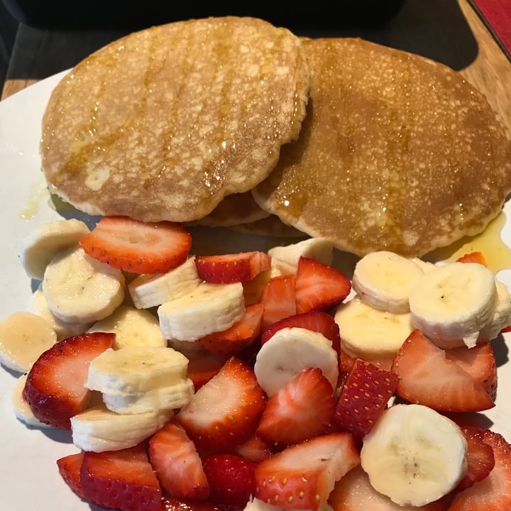 photo of Squeaky Bean Fluffy American Style Pancakes shared by @anadecastro on  16 Aug 2020 - review
