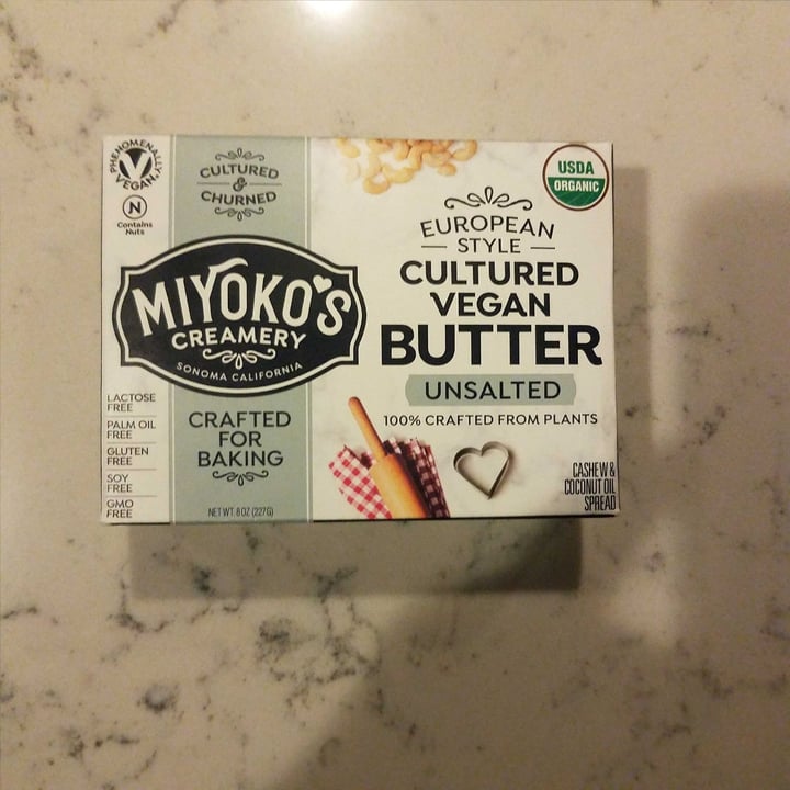 photo of Miyoko's Creamery European Style Cultured Vegan Butter Hint of Sea Salt shared by @bplotnick on  30 Apr 2020 - review
