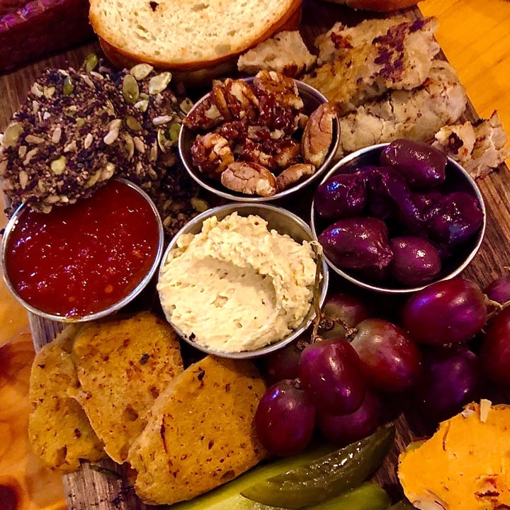 photo of Rise Above Charcuterie Board shared by @hannahsotropa on  12 Dec 2020 - review
