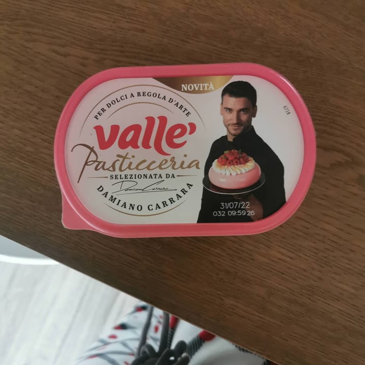 review photo of Valle' Valle Pasticceria shared by @racheleveg on 14 Mar 2022 - review
