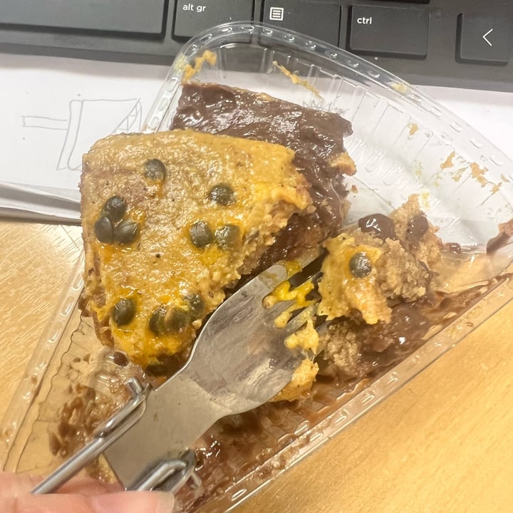 review photo of Vida Bistrô bolo integral de chocolate com maracuja shared by @carmensylvia on 01 Sep 2022 - review