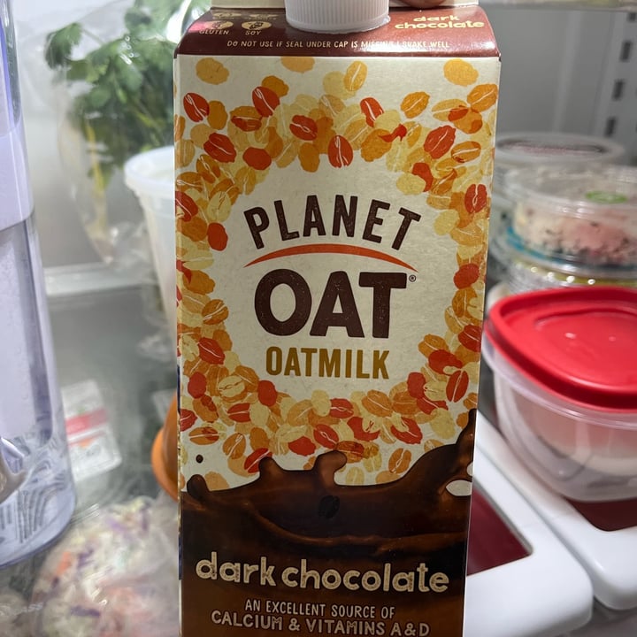 review photo of Planet Oat Oatmilk Dark Chocolate shared by @ghosttaco719 on 10 May 2022 - review