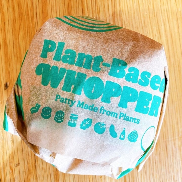 photo of Burger King Plant-Based Whopper shared by @charliee03 on  20 May 2022 - review