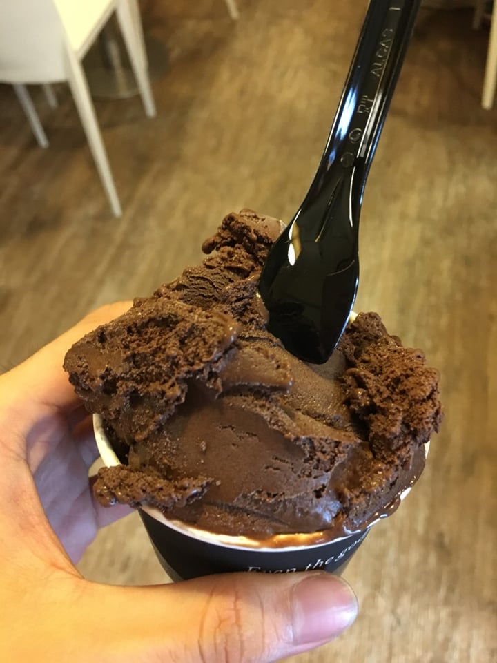 photo of Alfero Artisan Gelato Dark chocolate sorbet shared by @menshu on  22 Dec 2018 - review