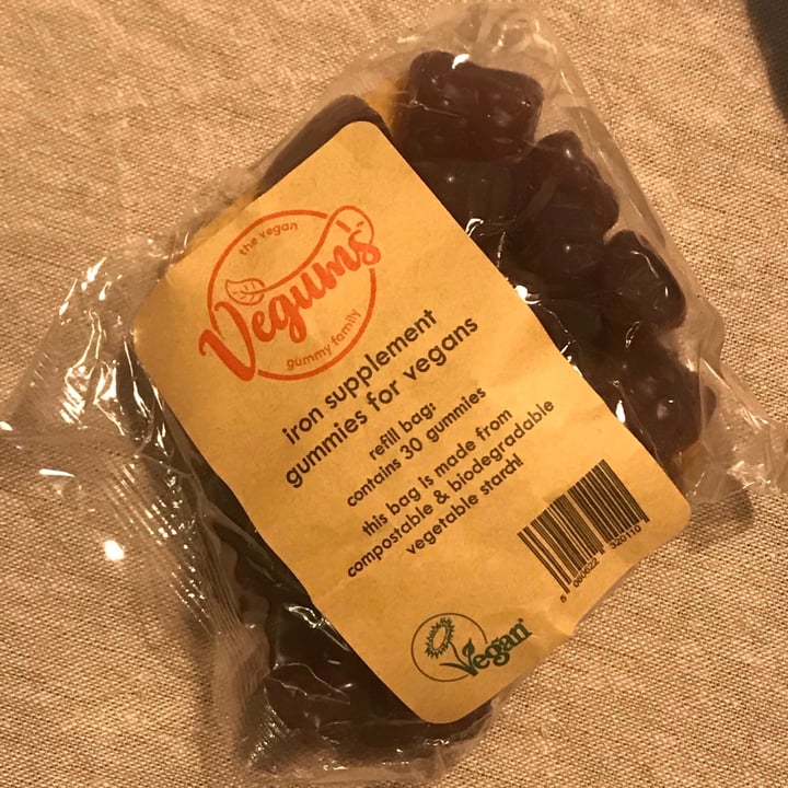 photo of Vegums Fish-free Omega 3 & Vitamin E Gummies shared by @almostzerowaste on  18 Jan 2021 - review