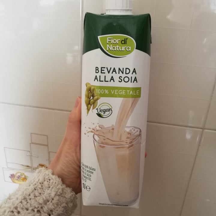 review photo of Fior di Natura Bevanda Alla Soia shared by @monysotgiu on 01 Nov 2022 - review