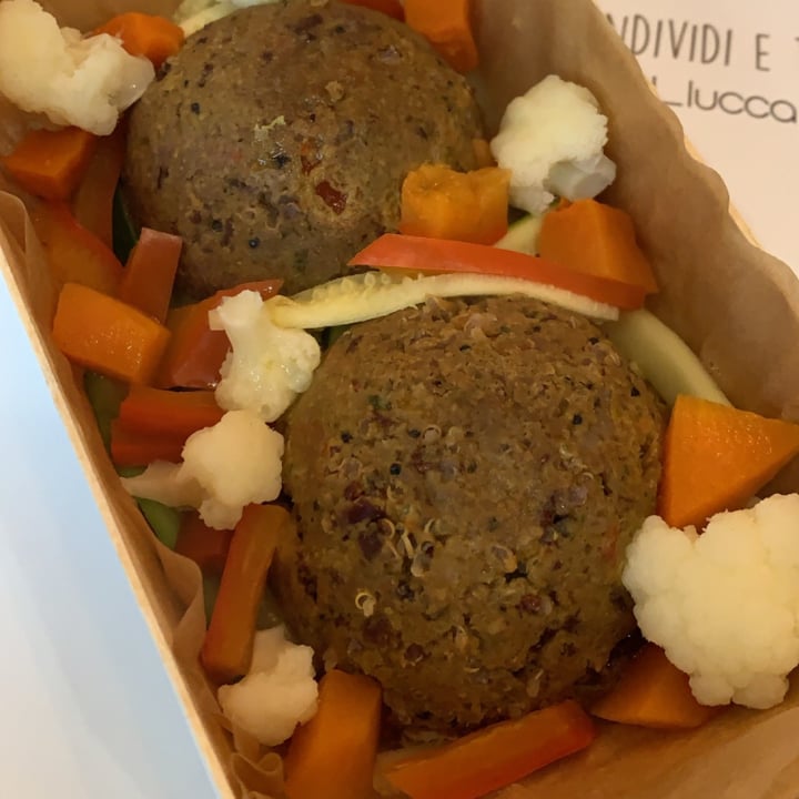 photo of STEAMYMOOD Polpette Di Legumi shared by @rebeccatomei on  11 Mar 2022 - review