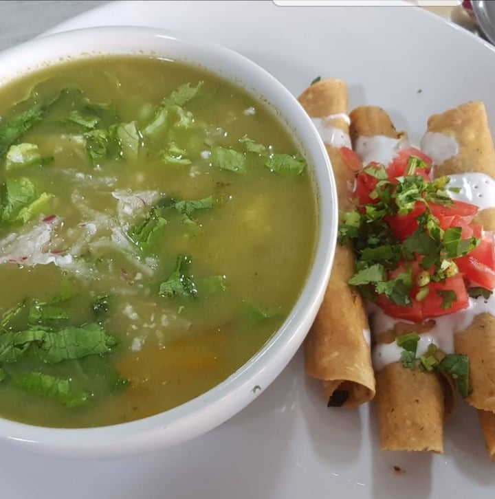 photo of Ahimsa Cocina Consciente Pozole verde shared by @virigf on  28 Mar 2020 - review