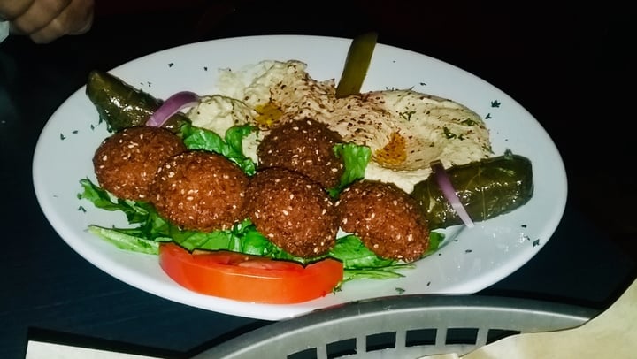 review photo of Zayna Mediterranean Restaurant Falafel Plate, Cauliflower Plate, Tabouli Salad, Ful Mudamas shared by @katj on 23 Dec 2019 - review