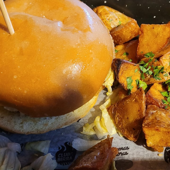 photo of Club de la Birra Spot Belgrano NotChicken Burger shared by @daniellaliberman on  09 Nov 2022 - review