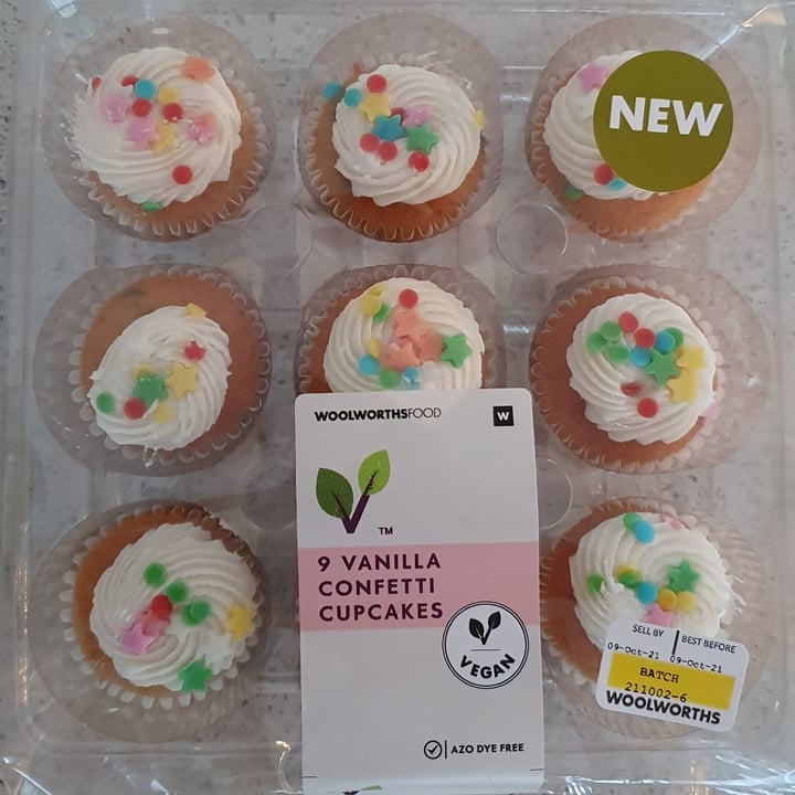 photo of Woolworths Food 9 Vanilla Confetti Cupcakes shared by @aaronjooste on  06 Oct 2021 - review
