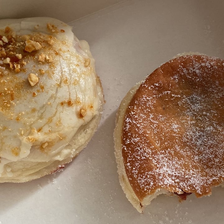 photo of Boneshaker Doughnuts Fluffernutter and Jam-filled Donuts shared by @alburt on  07 Jan 2022 - review