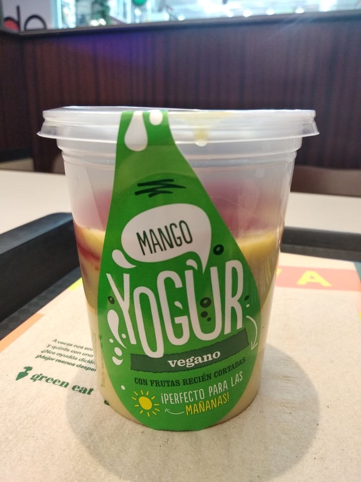 photo of Green Eat Yogur sabor Mango shared by @brenduliiii on  24 Dec 2019 - review
