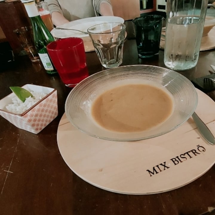 photo of Mix Bistrò Zuppa thai shared by @wandavetveg on  08 May 2022 - review
