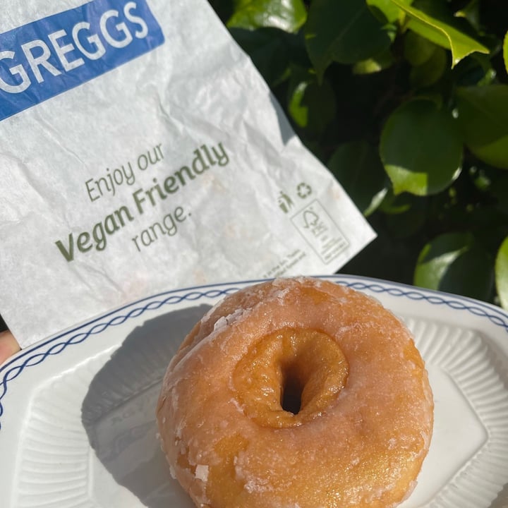 photo of Greggs Vegan Glazed Ring Doughnut shared by @familywanderful on  18 Aug 2021 - review