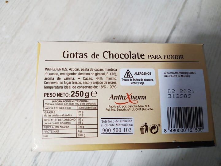 photo of Hacendado Gotas de Chocolate shared by @vegancandyland on  19 Jan 2020 - review