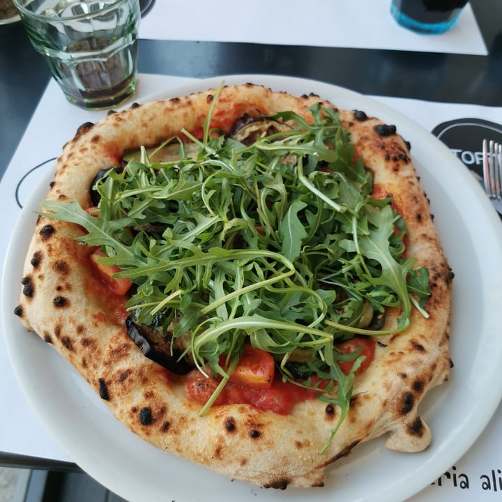 photo of TOPiT Pizza vegetariana shared by @elliss on  16 Mar 2022 - review