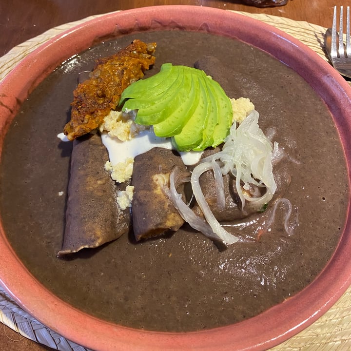 review photo of Na Tlali Enfrijoladas shared by @mafrm on 11 Sep 2022 - review