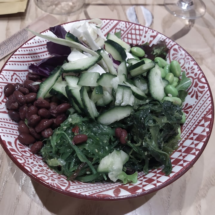 photo of Poke and Bowl Broadside Regular Bowl shared by @maggie18 on  15 Mar 2022 - review