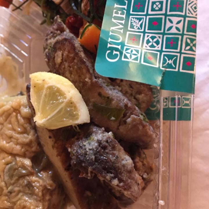 photo of Giumella Gastronomia Vegana Seitan al limone shared by @thierrywenger90 on  02 Apr 2022 - review