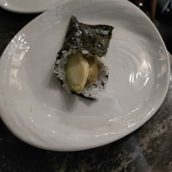 photo of Sushi Kai Padova temaki avocado shared by @karpazian on  11 Dec 2022 - review