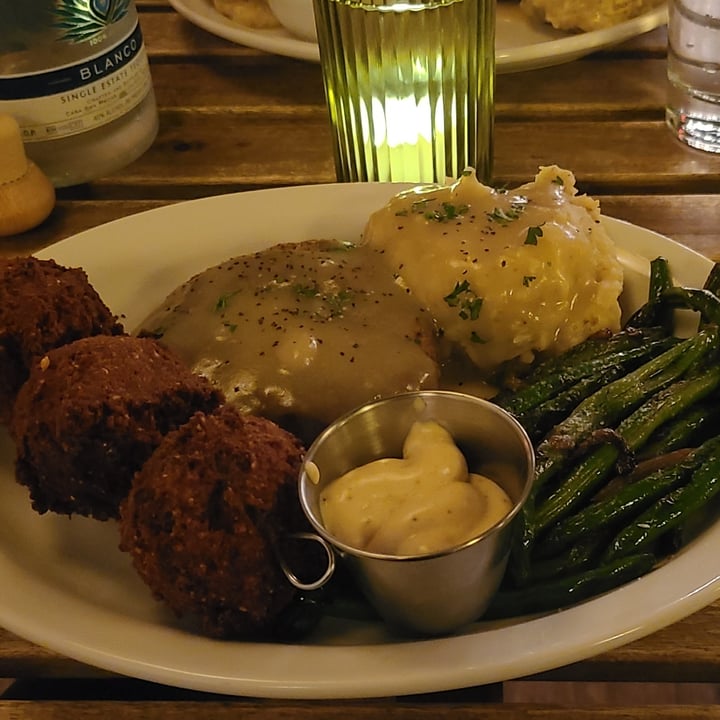 photo of South x Northwest Country Fried Steak Plate shared by @izzyiris on  04 Feb 2022 - review
