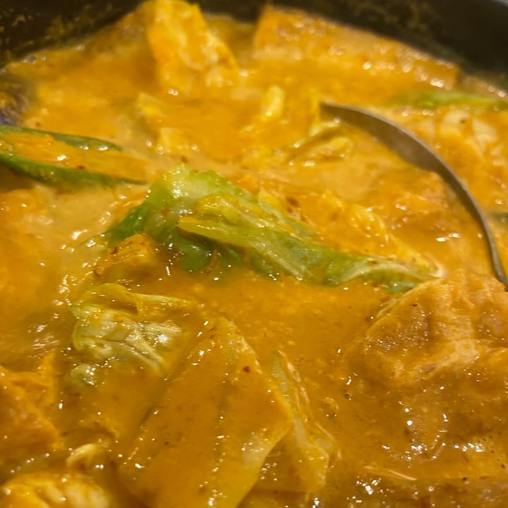 photo of Yes Natural Restaurant Vegetarian curry in Stone pot (veganised) shared by @fxk on  17 Jan 2021 - review