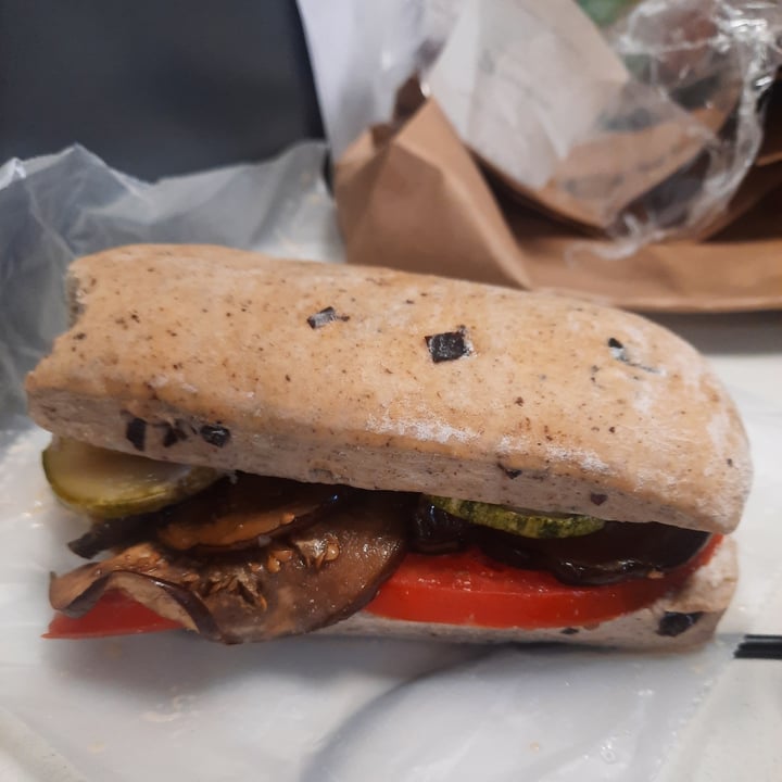review photo of Casa nostra Sándwich El Barca shared by @china1312 on 10 Feb 2022 - review
