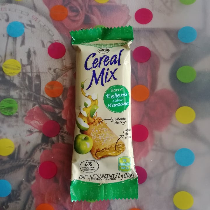 photo of Cereal mix Barra rellena sabor manzana shared by @erimars on  15 Jan 2022 - review