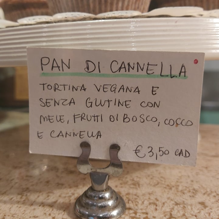 photo of Sweet Irene Pan Di Cannella shared by @severinglukov on  27 Apr 2022 - review