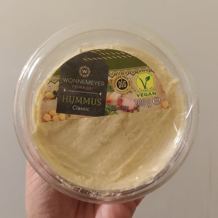 photo of Wonnemeyer Hummus Classic shared by @seitanist on  19 Apr 2022 - review