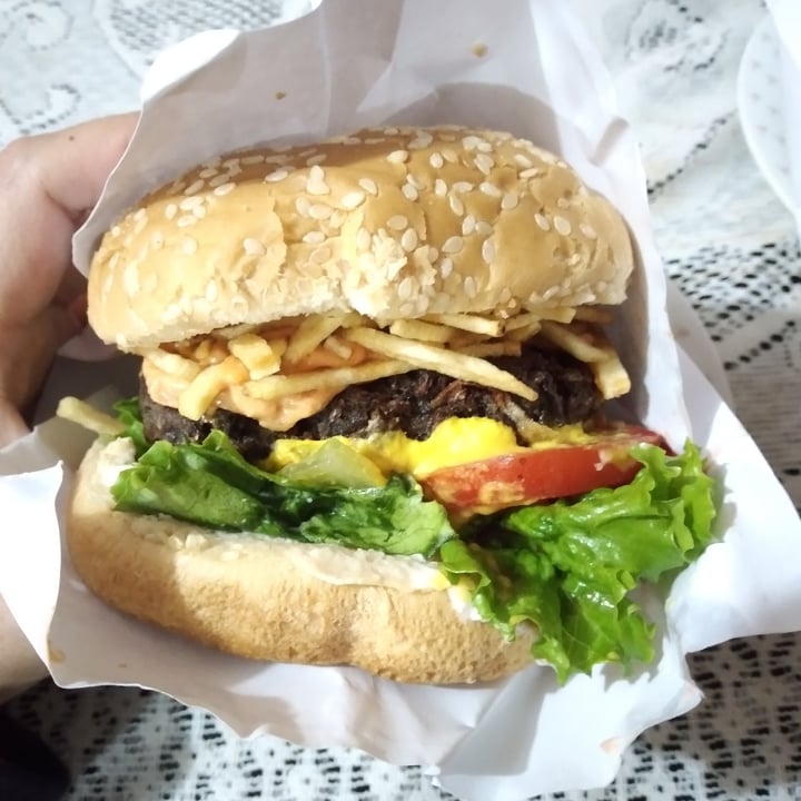 photo of Pacchamama Hamburguesa Jr. shared by @veganaenlima on  14 Aug 2021 - review