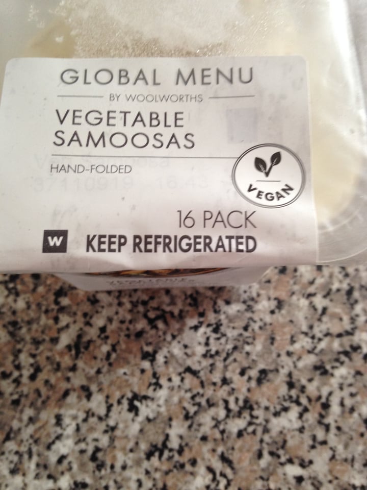 photo of Woolworths Food Vegetable Samoosas shared by @maesti on  22 Dec 2019 - review