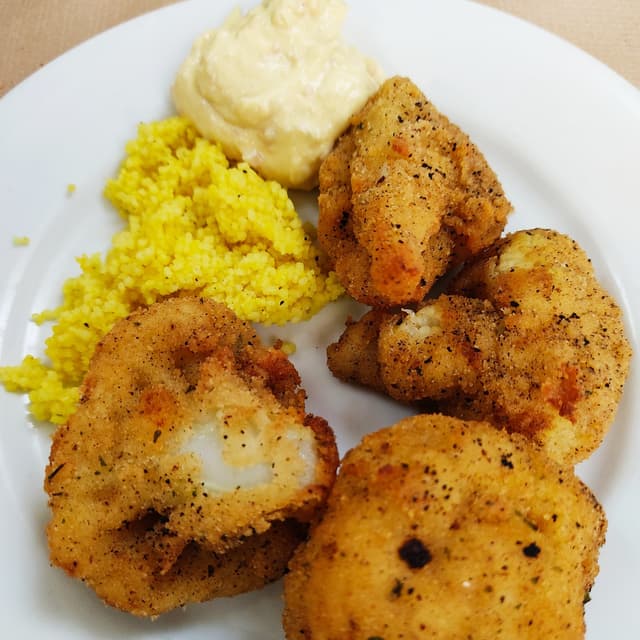 Foto del piatto “Buñuelos De Coliflor Con Salsa Tártara Vegana”