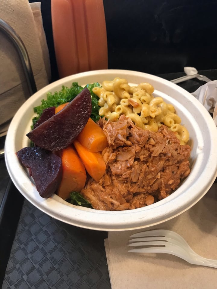 review photo of Blossom du Jour Southern Bowl shared by @sapphicmedusa on 17 Nov 2019 - review