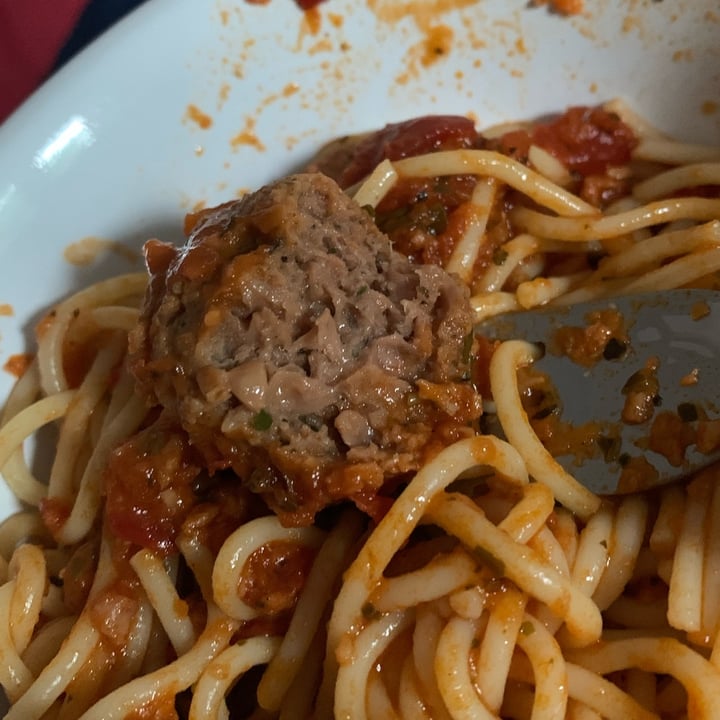 photo of Beyond Meat Beyond Meatballs Italian Style shared by @veganfooduk on  29 Jun 2022 - review