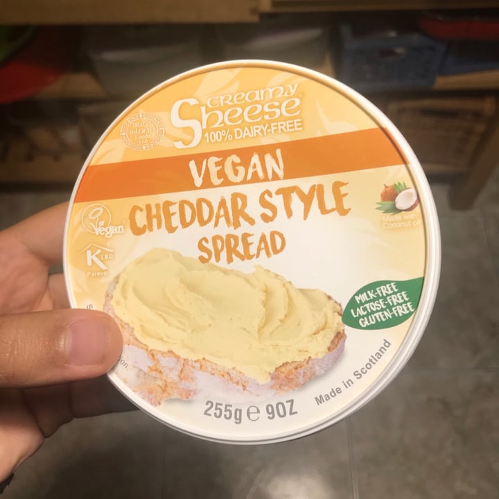 photo of Bute Island Foods Cheddar Style Spread shared by @jorgevegan on  16 Dec 2020 - review