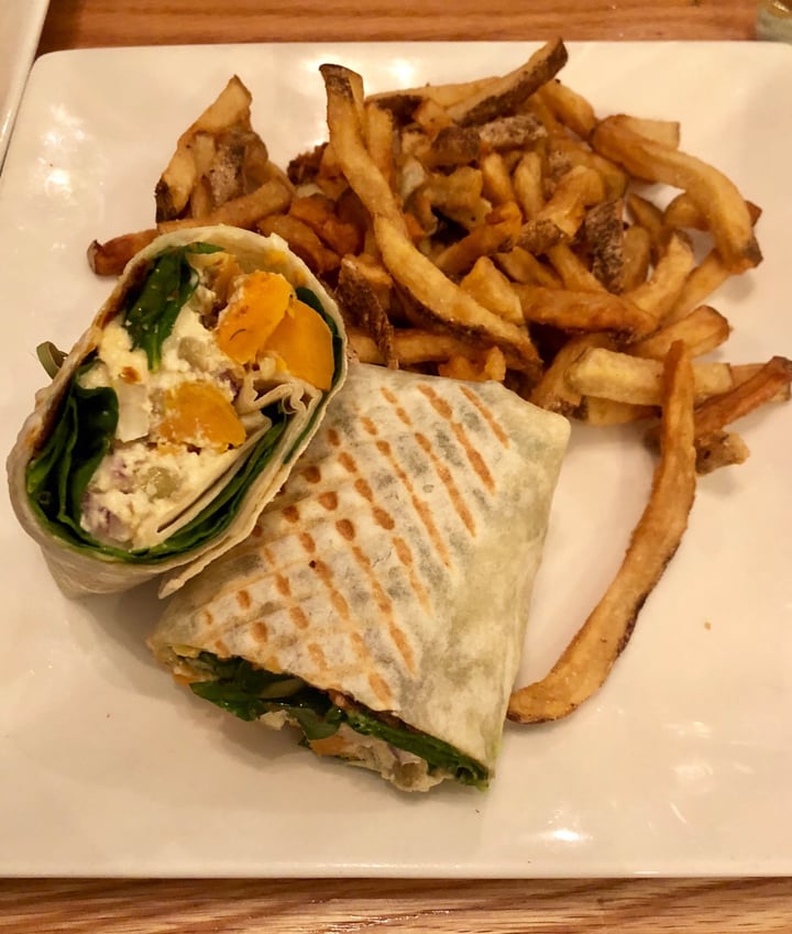 photo of Pure Kitchen Elgin Artisanal wrap shared by @amyvegan on  07 Jan 2020 - review