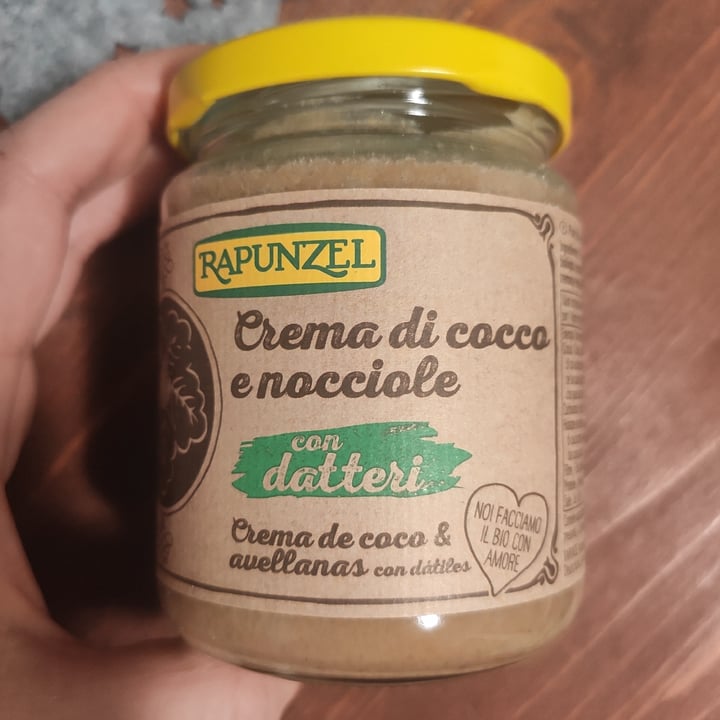 photo of Rapunzel Cocco e Nocciole shared by @giuliasullalbero on  12 Feb 2022 - review